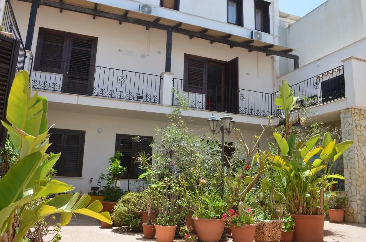 Residence Melograno San Vito Lo Capo 0*,